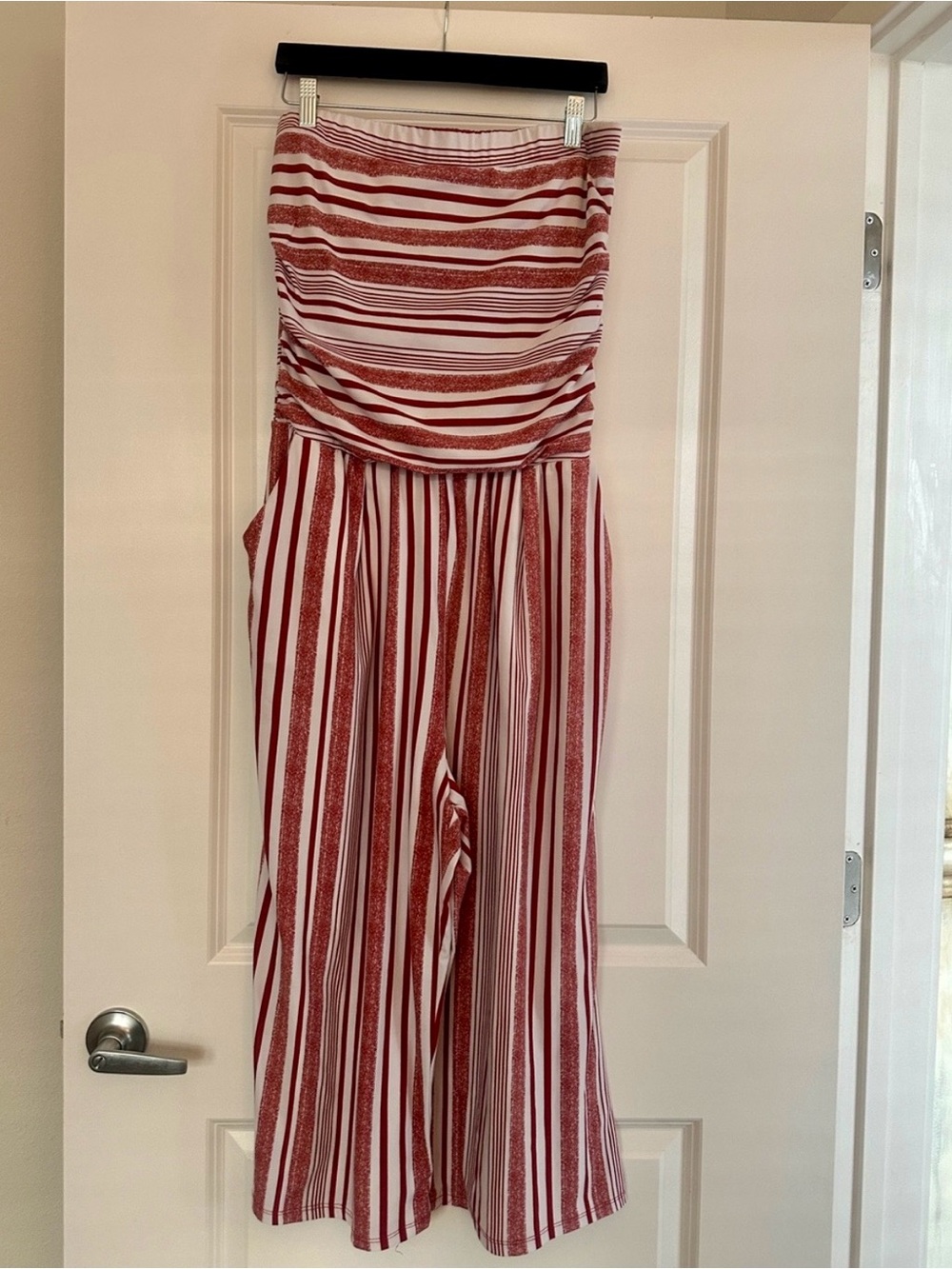 Derek Heart Red and White Strapless Wide-Leg Jumpsuit